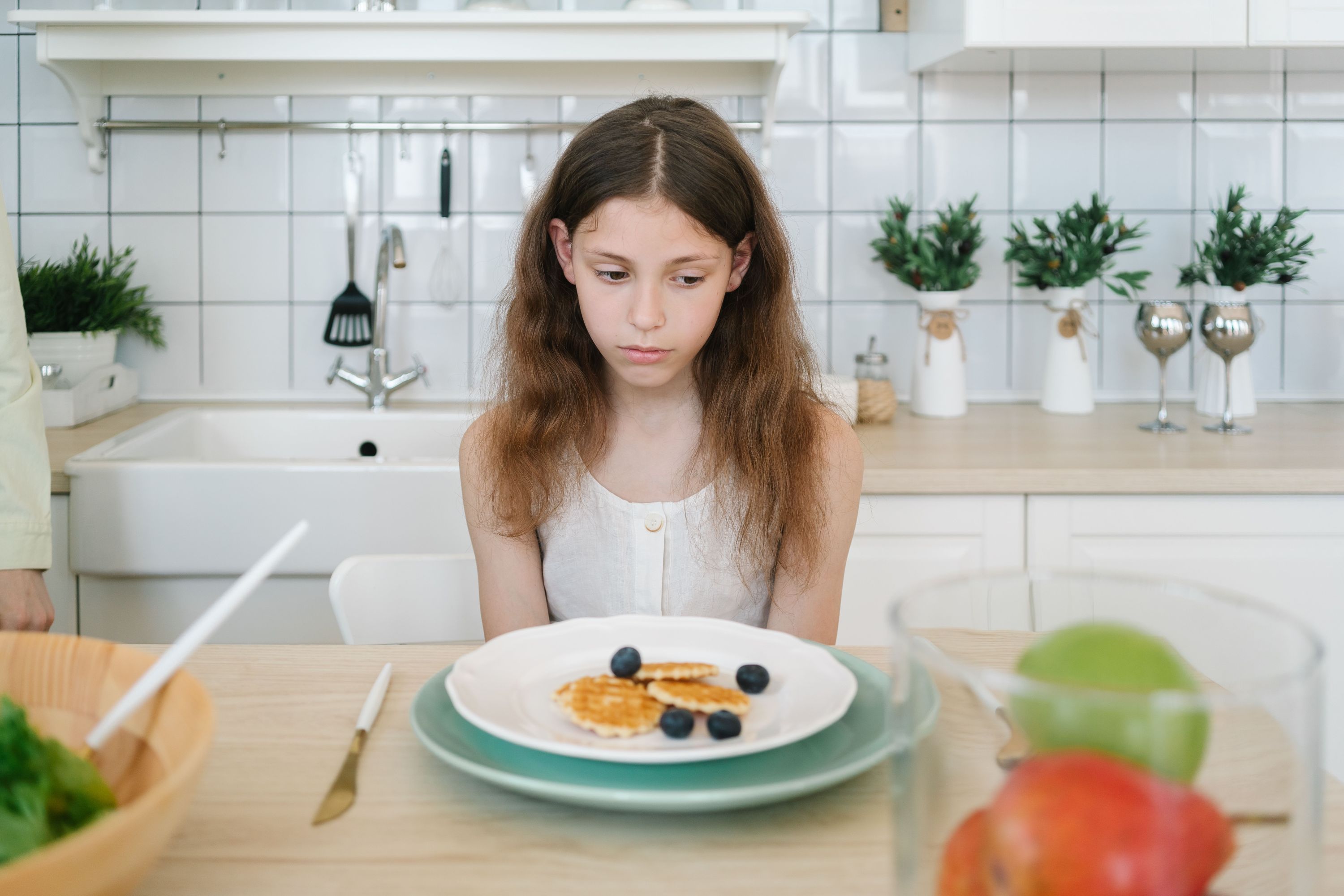 Food Misuse Surrey. EmotionalEatingPlate
